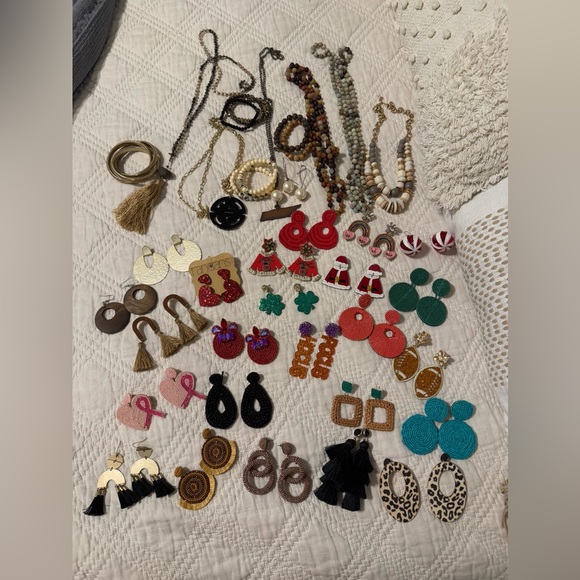Colorful Women's Jewelry Set - Picture 1 of 1